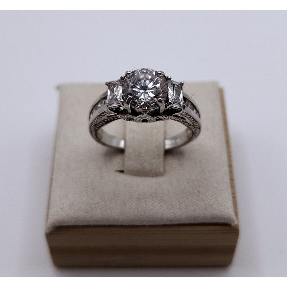 925 Sterling Silver Cubic Zirconia Engagement Ring Womens 7 Filigree Baguette